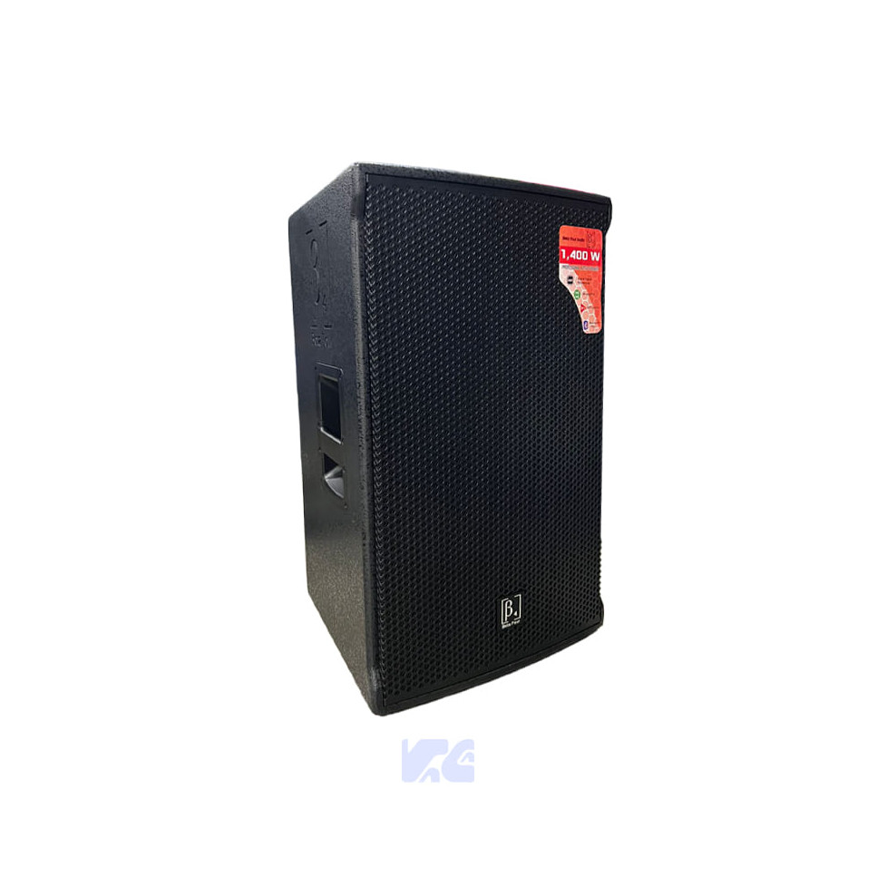 Caja Amplificada Pro 15" 1400 watts Madera Beta4 BF-DW1503A